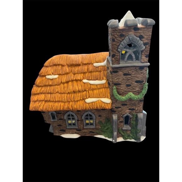 Dept. 56 Dickens Christmas Village IVY GLEN CHURCH 5927-7 Incl Light & Box Mint - Picture 3 of 7